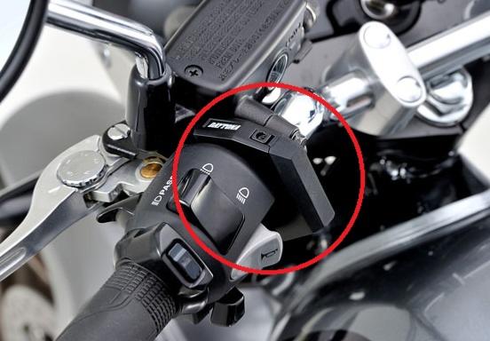 Chargeur discret double port usb pour guidon 22mm et 25mm couleur noir (  moto trike scooter quad )